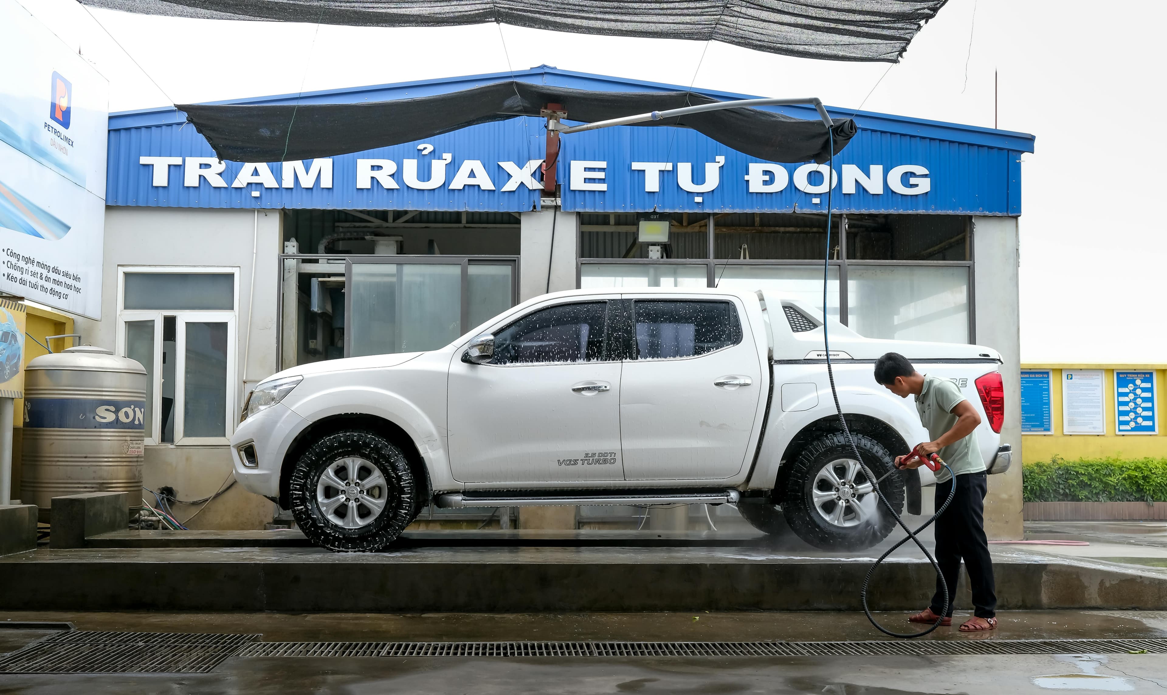 RealTruck Truck Wash: A Deep Clean for Your Off-Road Machine